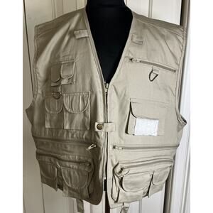 Crystal River men’s Pocket Fishing Vest Khaki Size 2XL Never Worn